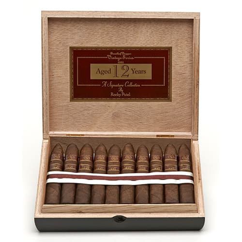 Cigar • Patel 1990 Vintage Aged 12yr Toro Box